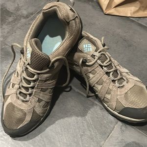 Columbia low top day hikers. Women’s size 12.